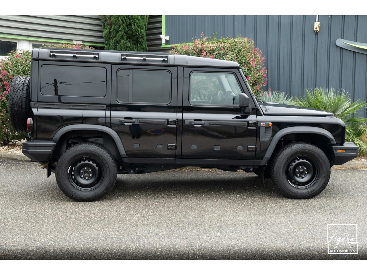 Photo INEOS GRENADIER 3.0i Turbo - 286 - Utility avec Fenetres - 5 places - TVA Apparente - à partir de 598 euros