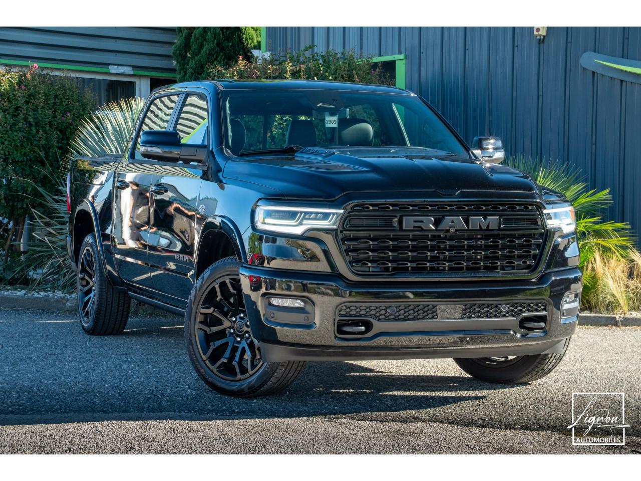 DODGE RAM 1500 CREW LIMITED NIGHT EDITION RAMBOX HAYON MULTI 5.7 V8 400 CH eTORQUE