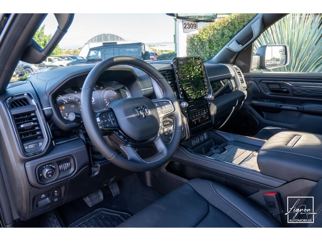 Photo DODGE RAM 1500 CREW LIMITED NIGHT EDITION RAMBOX HAYON MULTI 5.7 V8 400 CH eTORQUE