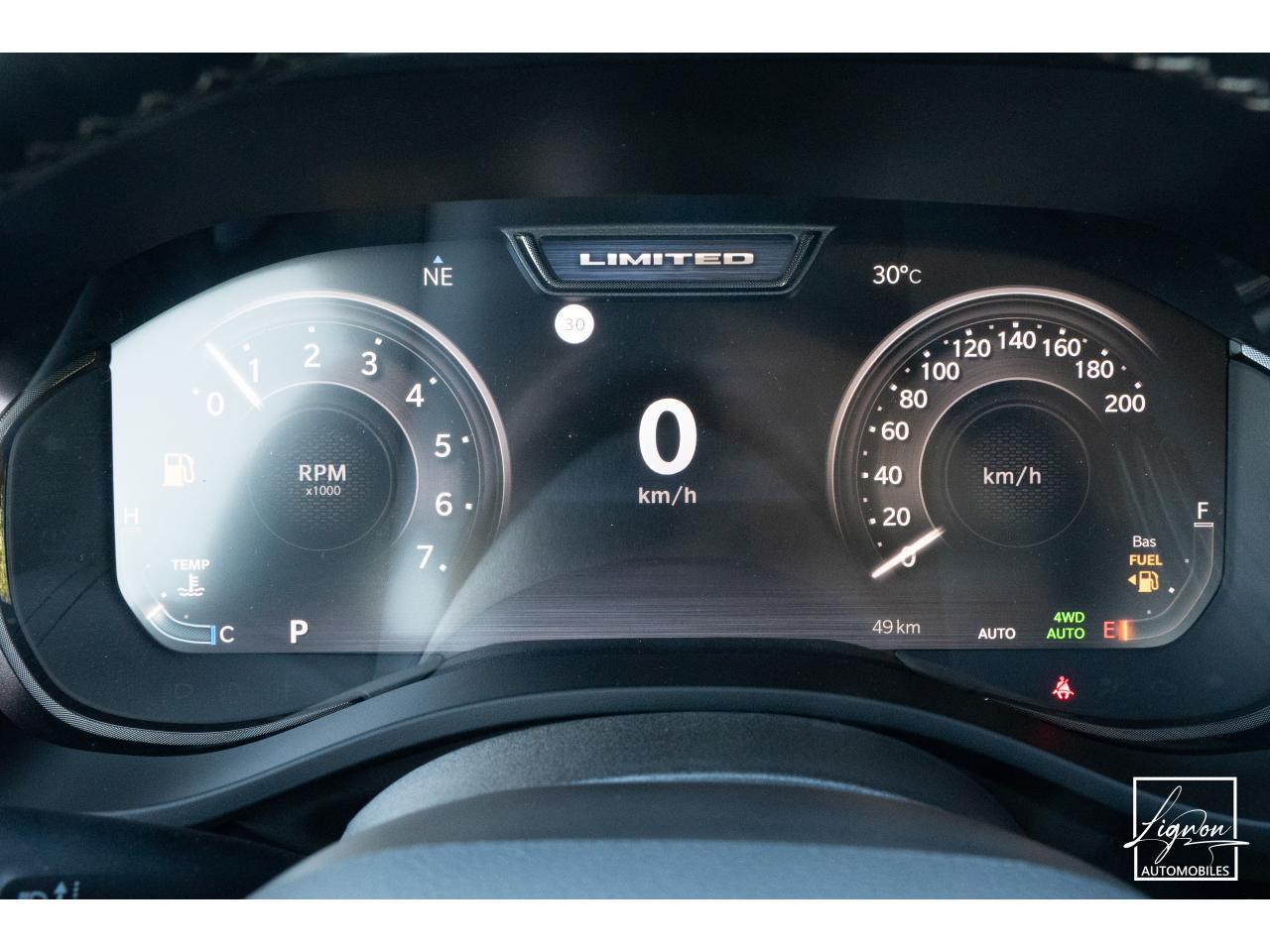 Photo DODGE RAM 1500 CREW LIMITED NIGHT EDITION RAMBOX HAYON MULTI 5.7 V8 400 CH eTORQUE