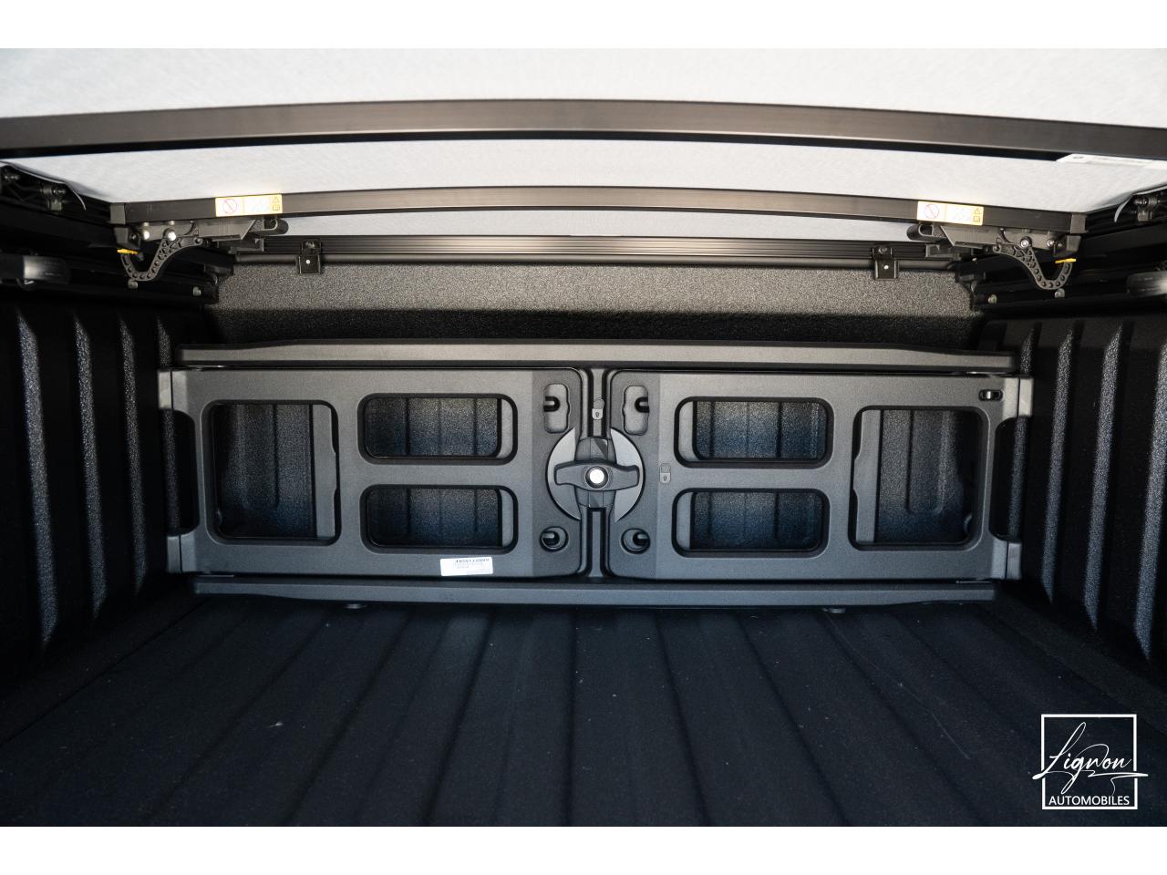 Photo DODGE RAM 1500 CREW LIMITED NIGHT EDITION RAMBOX HAYON MULTI 5.7 V8 400 CH eTORQUE