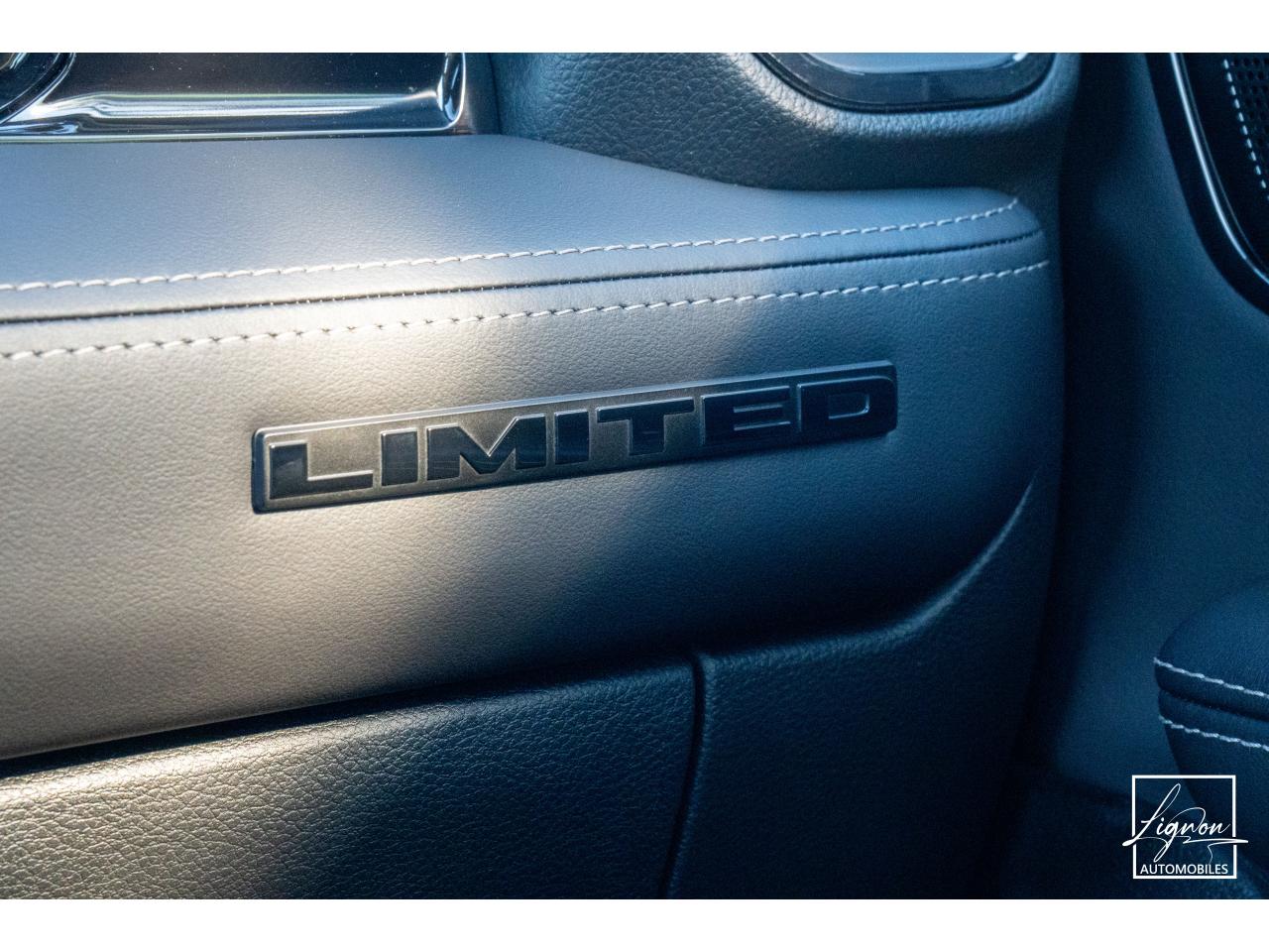 Photo DODGE RAM 1500 CREW LIMITED NIGHT EDITION RAMBOX HAYON MULTI 5.7 V8 400 CH eTORQUE