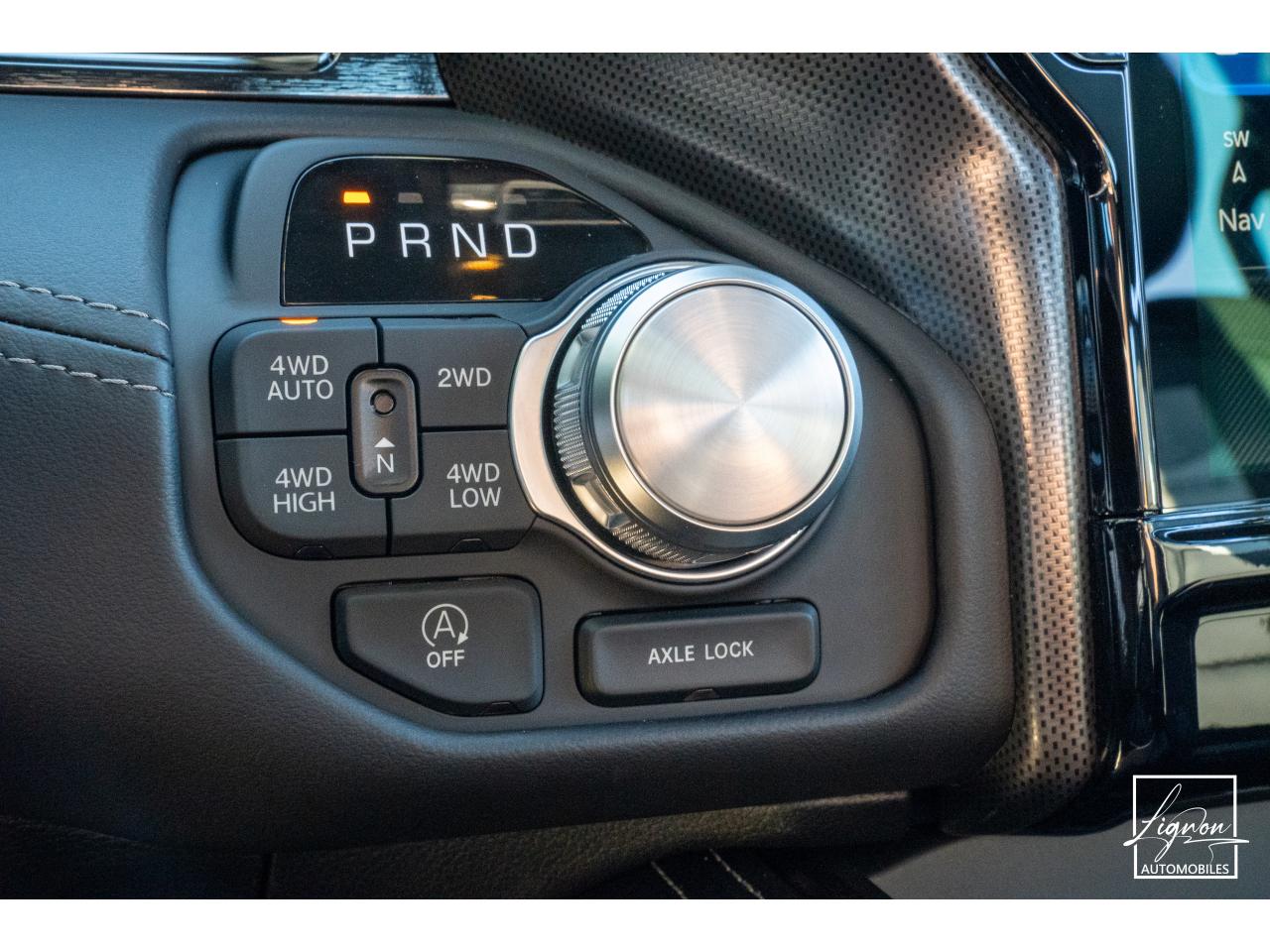 Photo DODGE RAM 1500 CREW LIMITED NIGHT EDITION RAMBOX HAYON MULTI 5.7 V8 400 CH eTORQUE