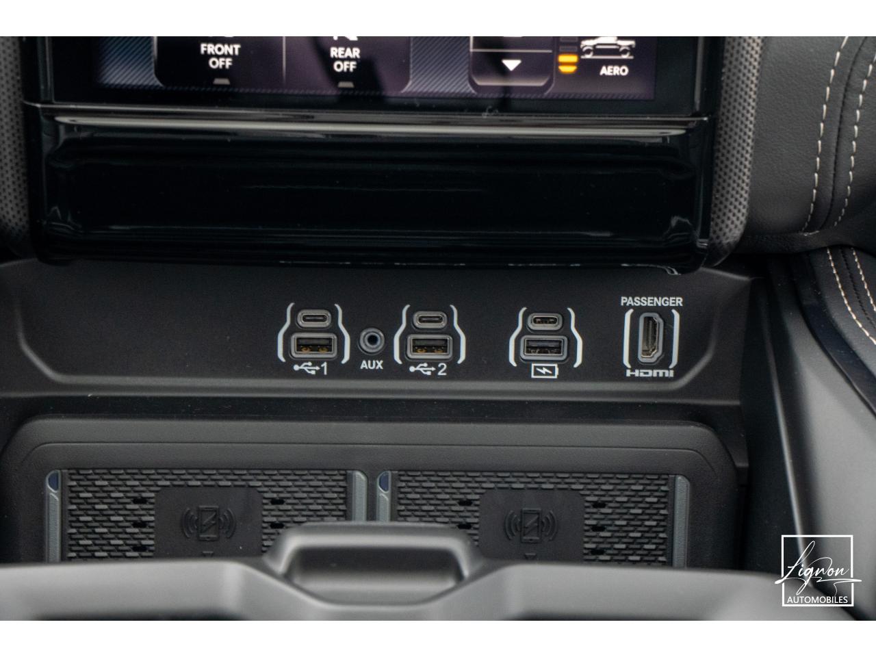 Photo DODGE RAM 1500 CREW LIMITED NIGHT EDITION RAMBOX HAYON MULTI 5.7 V8 400 CH eTORQUE
