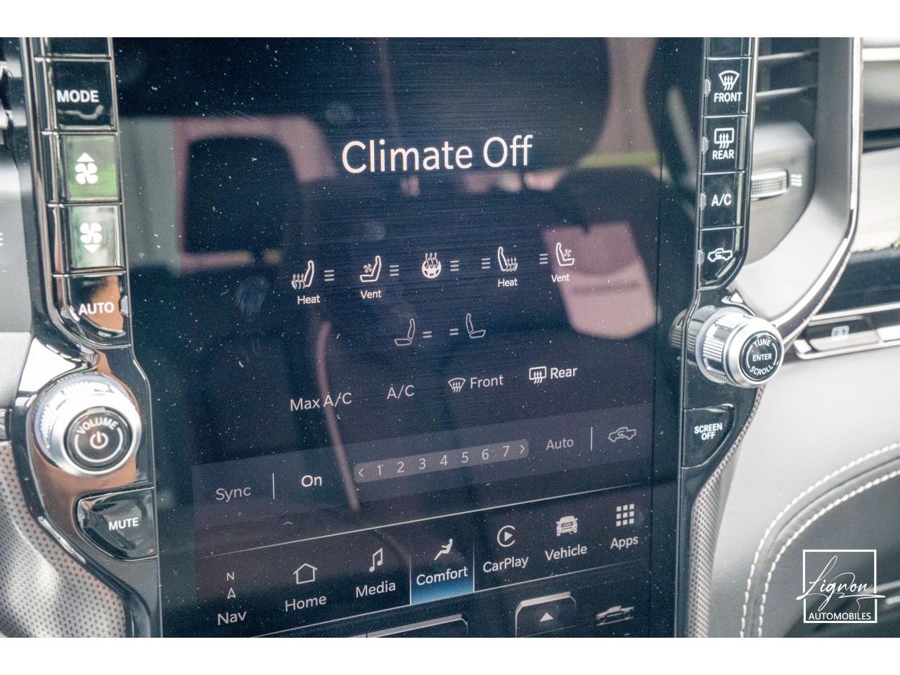 Photo DODGE RAM 1500 CREW LIMITED NIGHT EDITION RAMBOX HAYON MULTI 5.7 V8 400 CH eTORQUE