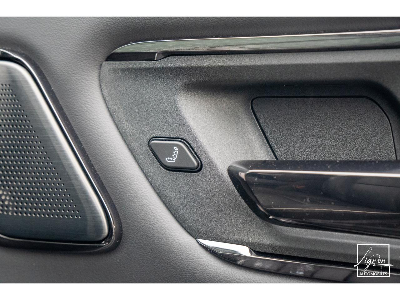 Photo DODGE RAM 1500 CREW LIMITED NIGHT EDITION RAMBOX HAYON MULTI 5.7 V8 400 CH eTORQUE