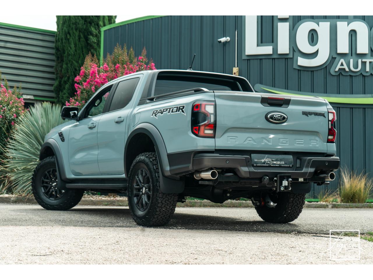 Photo FORD RANGER Raptor 3.0 V6 EcoBoost  292 ch · BVA 2026 4 places · TVA Apparente