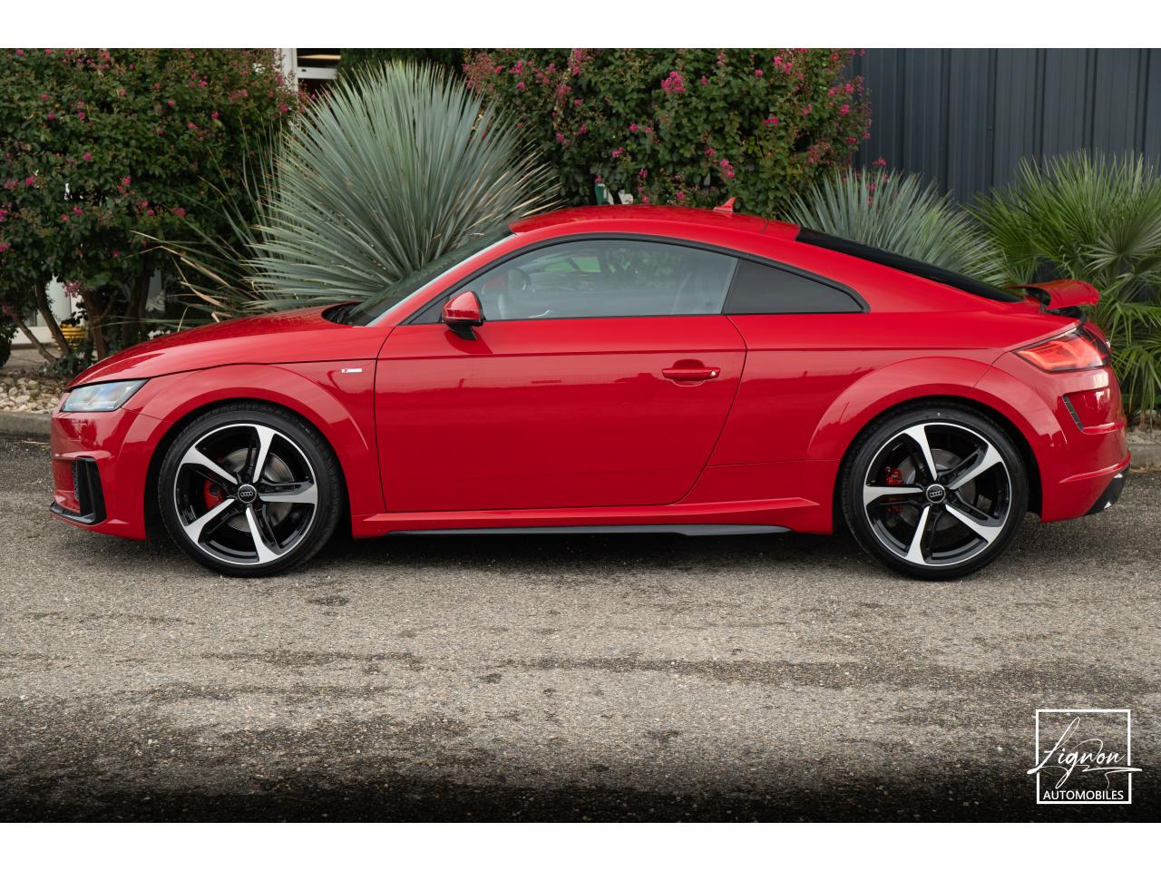 Photo AUDI TT Coupé 2.0 40 TFSI - 197 CH - BVA S-tronic  S-Line - 2019 - 30 000km