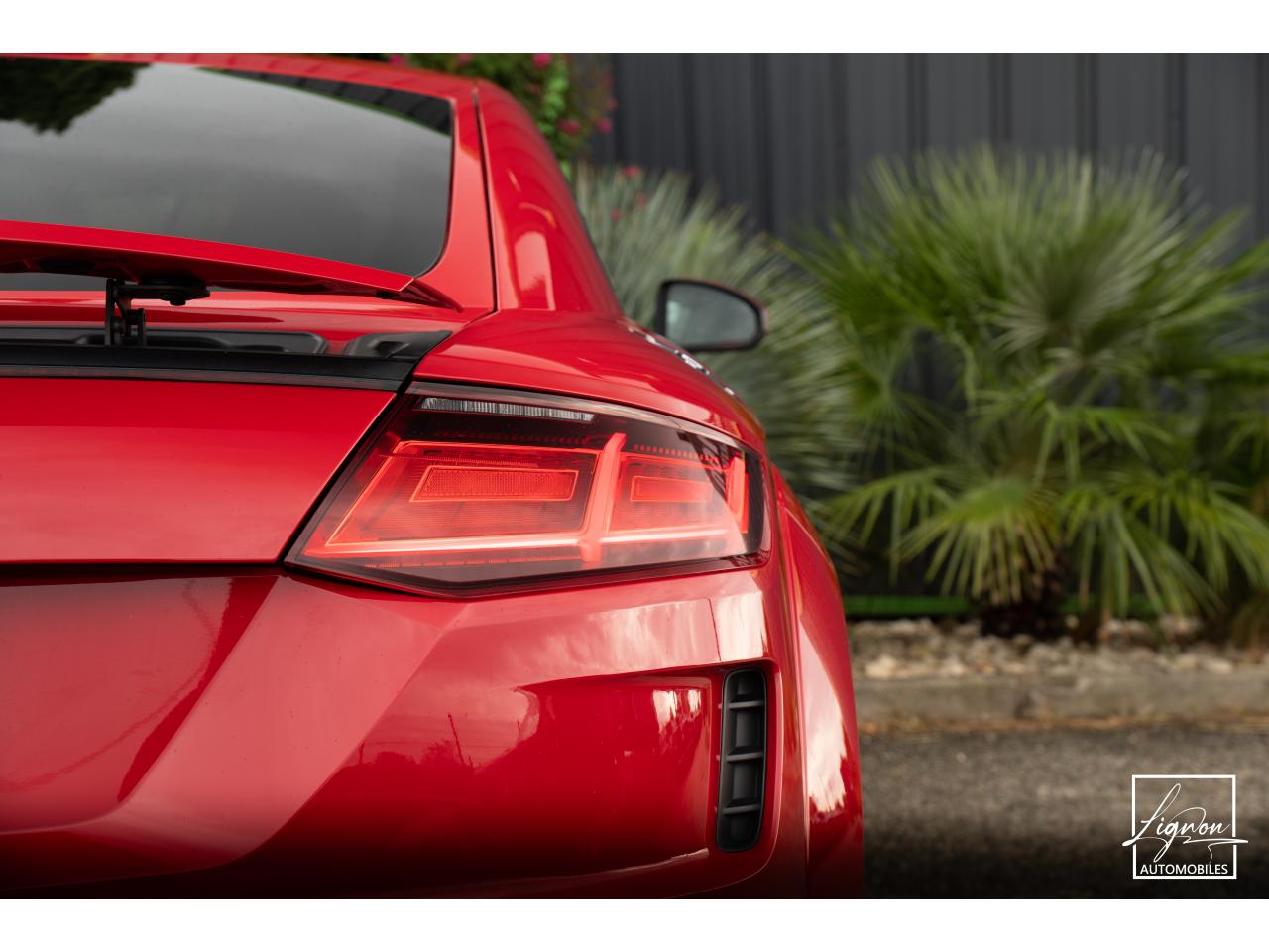 Photo AUDI TT Coupé 2.0 40 TFSI - 197 CH - BVA S-tronic  S-Line - 2019 - 30 000km