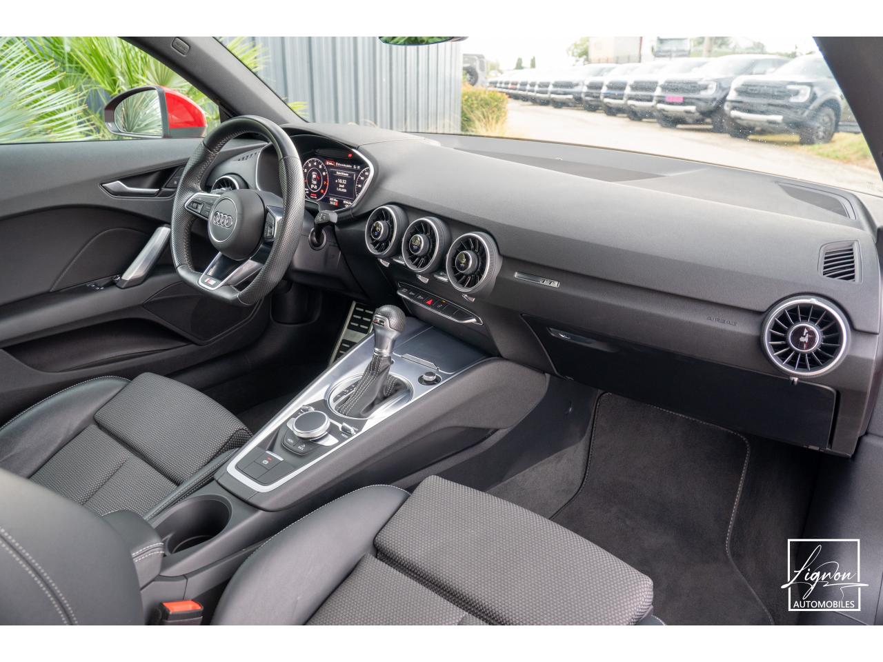 Photo AUDI TT Coupé 2.0 40 TFSI - 197 CH - BVA S-tronic  S-Line - 2019 - 30 000km