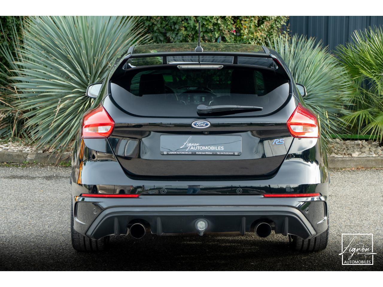 Photo FORD FOCUS RS 2.3 EcoBoost - 350 CH  FULL BLACK