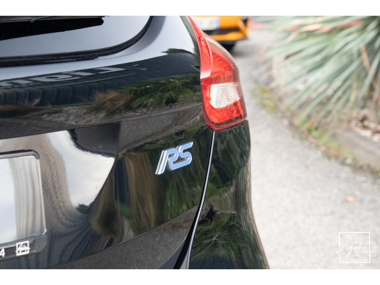 Photo FORD FOCUS RS 2.3 EcoBoost - 350 CH  FULL BLACK