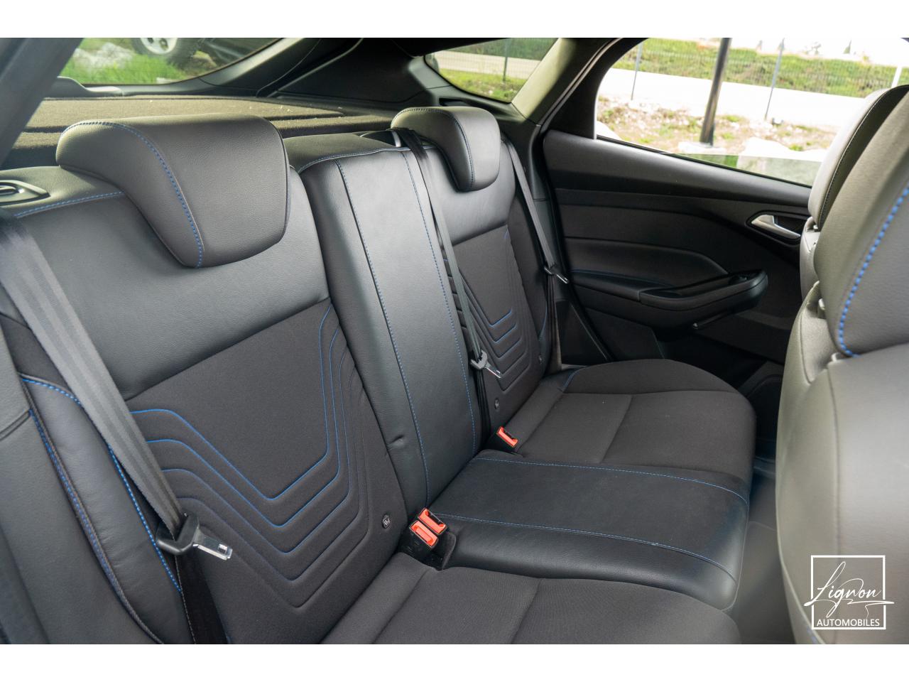 Photo FORD FOCUS RS 2.3 EcoBoost - 350 CH  FULL BLACK
