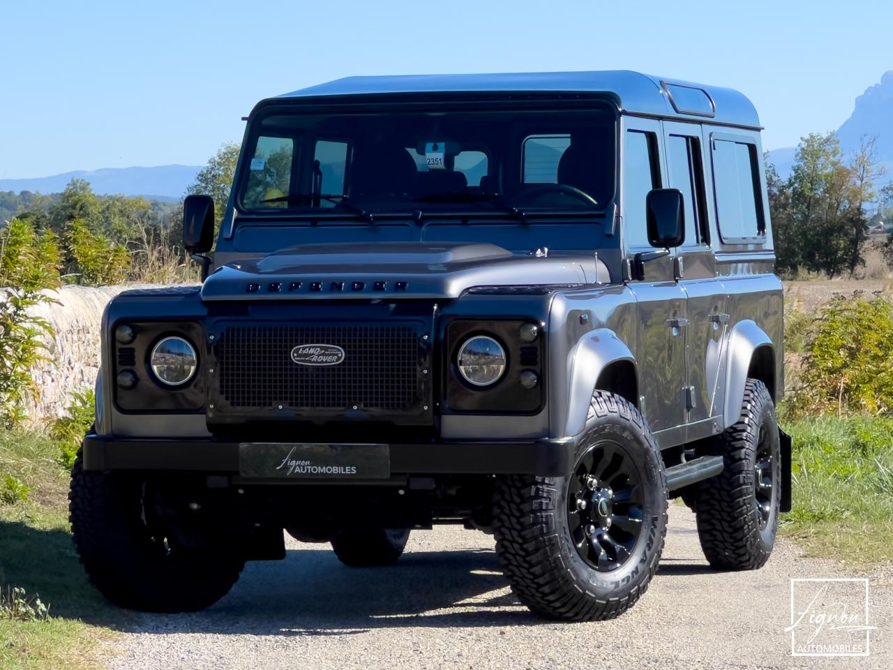 Photo LAND ROVER DEFENDER 110 TD4 2.2 Station Wagon 7 places