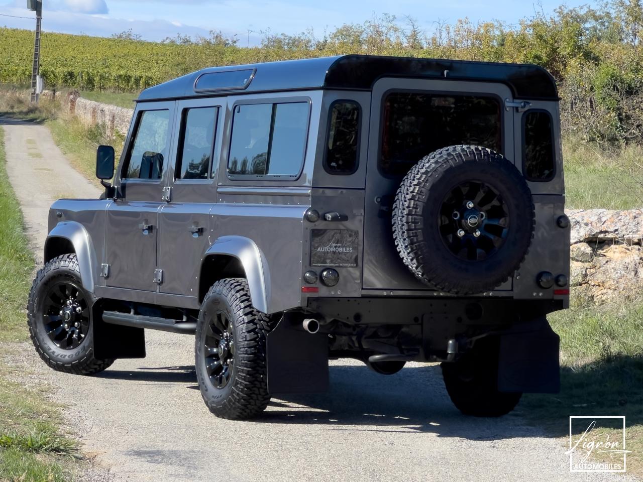 Photo LAND ROVER DEFENDER 110 TD4 2.2 Station Wagon 7 places