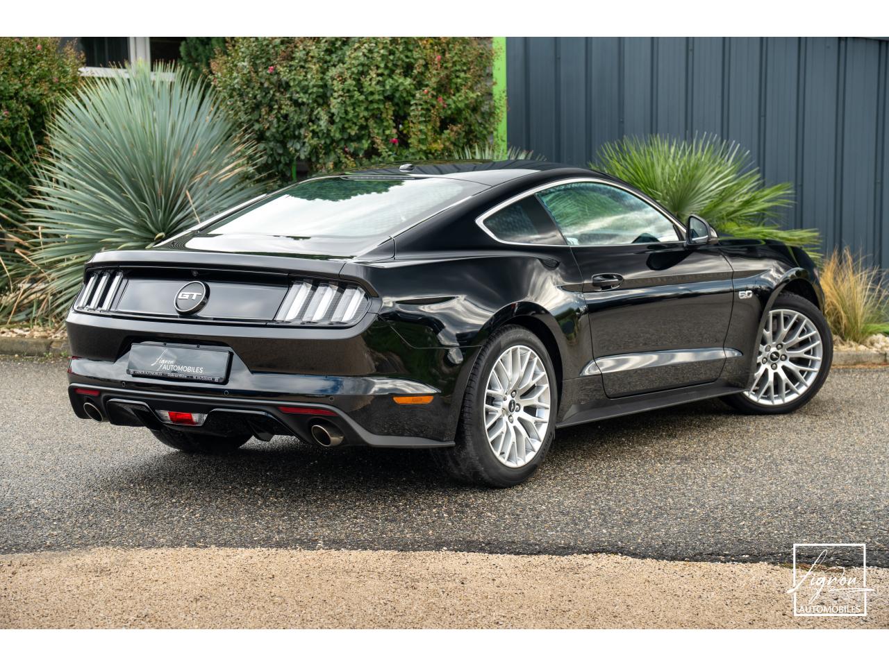Photo FORD MUSTANG Fastback 5.0 V8 421 ch BVA - 1ER MAIN - 8 000KM !!