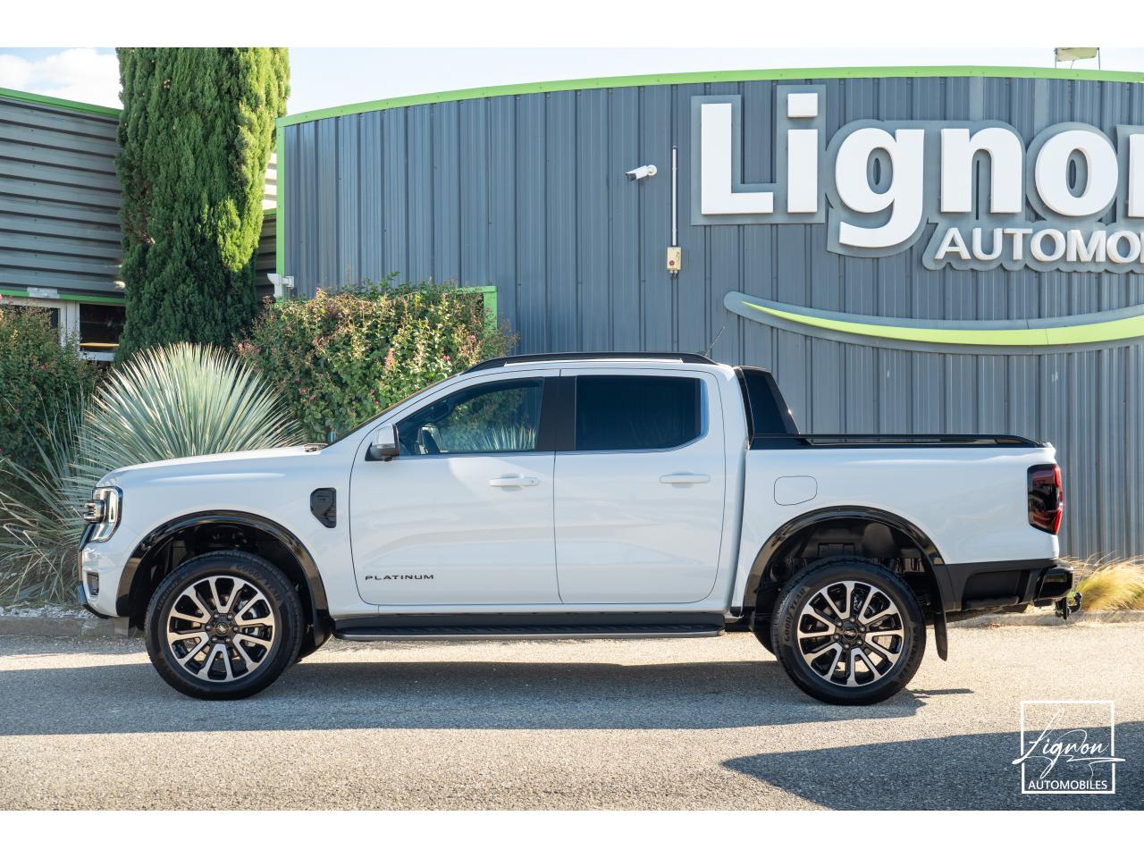 Photo FORD RANGER Platinum 3.0 V6 - 240 - BVA10  Double Cabine - TVA Apparente