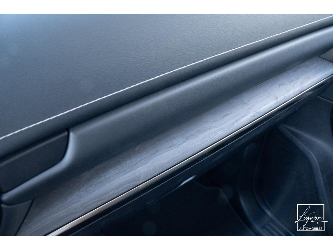 Photo FORD RANGER Platinum 3.0 V6 - 240 - BVA10  Double Cabine - TVA Apparente