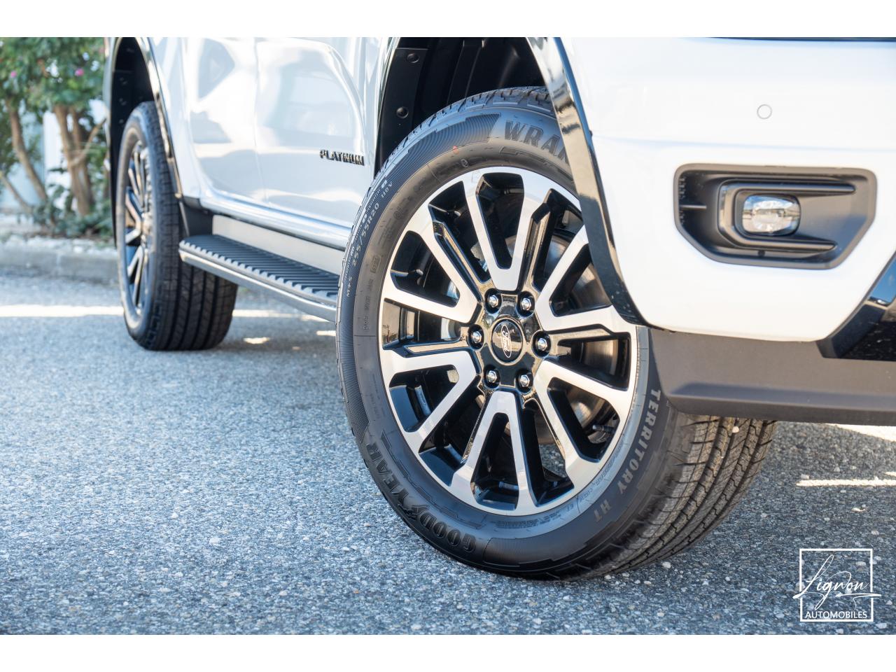Photo FORD RANGER Platinum 3.0 V6 - 240 - BVA10  Double Cabine - TVA Apparente