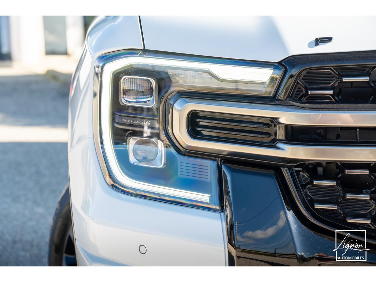 Photo FORD RANGER Platinum 3.0 V6 - 240 - BVA10  Double Cabine - TVA Apparente
