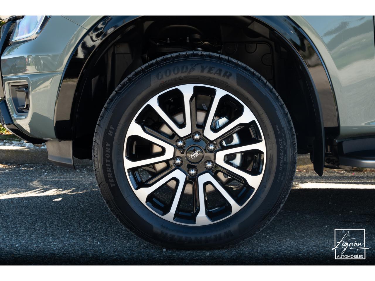 Photo FORD RANGER Platinum 3.0 V6 - 240 - BVA 2026 Double Cabine 4 places - TVA Apparente