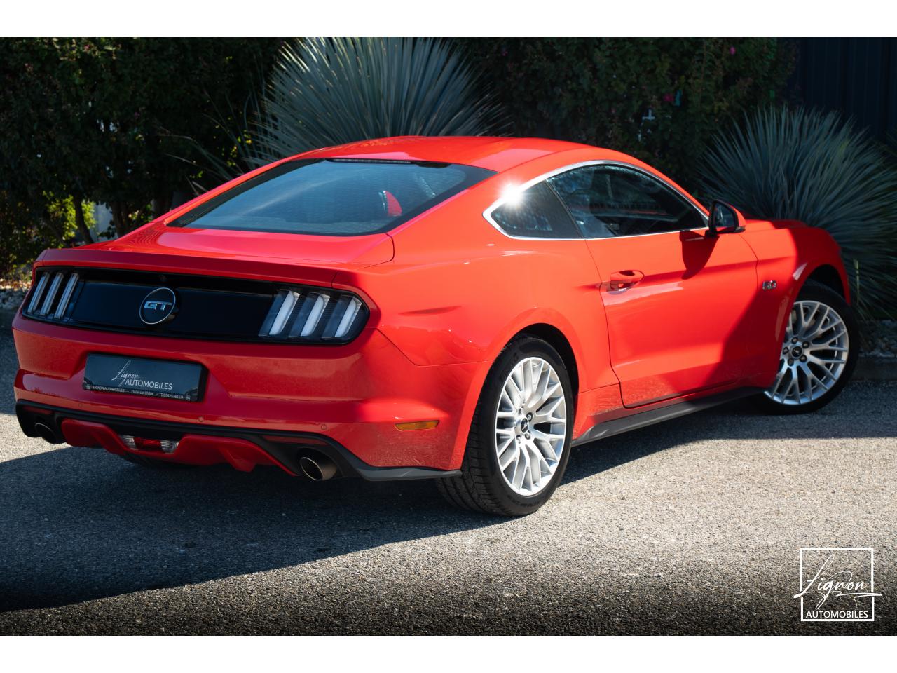 Photo FORD MUSTANG Fastback 5.0 V8 - 421 - BVA6