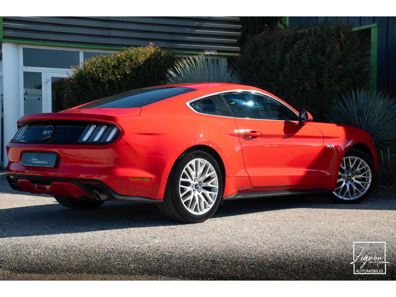 Photo FORD MUSTANG Fastback 5.0 V8 - 421 - BVA6