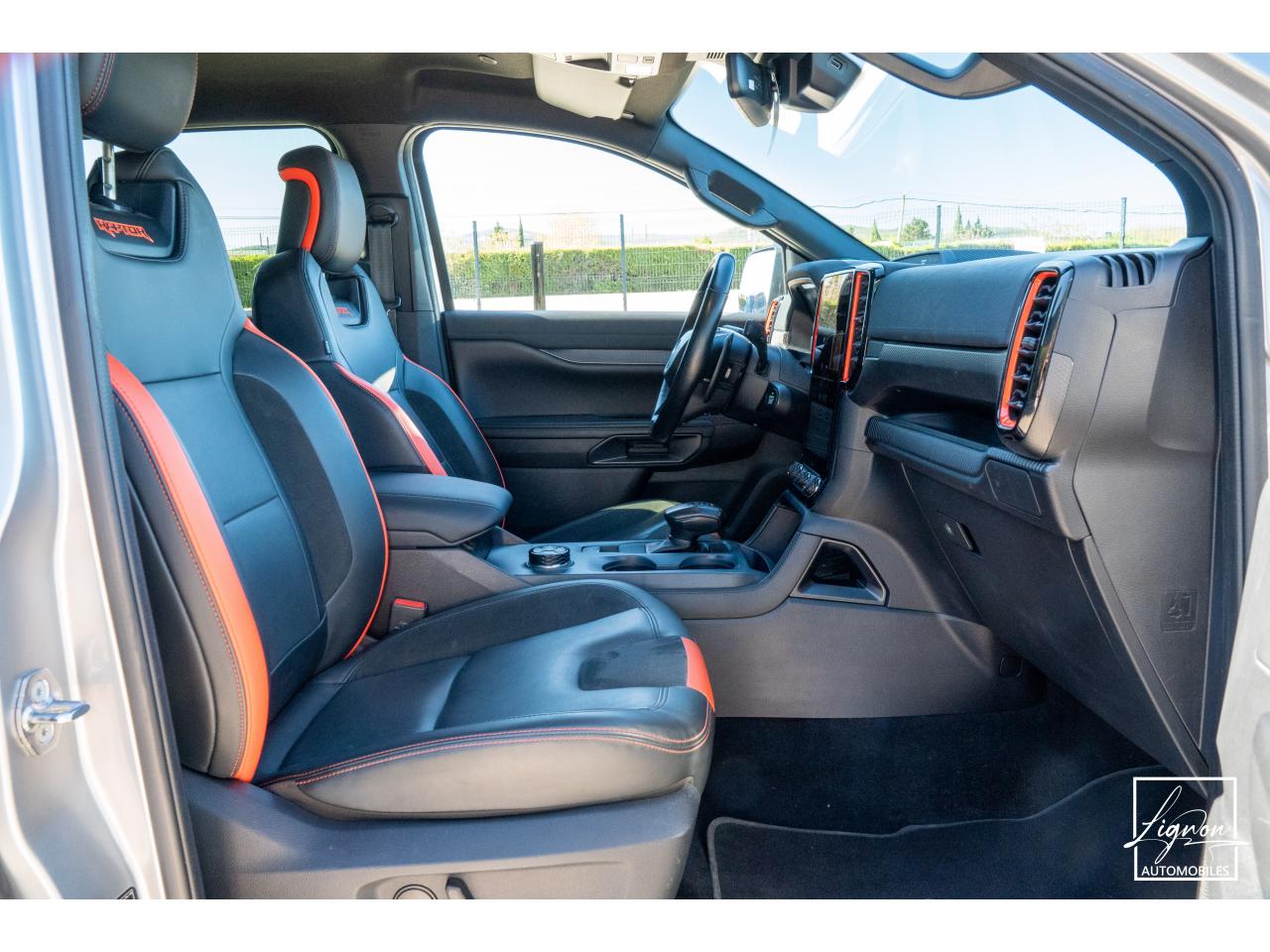 Photo FORD RAPTOR 3.0 V6 EcoBoost 292 ch · BVA10 · TVA Apparente · 1er main