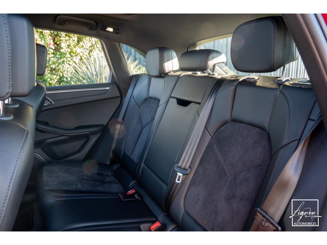 Photo PORSCHE MACAN 2.0 245 1ER MAIN - Toit Pano/Attelage elec./PASM/BOSE/ACC