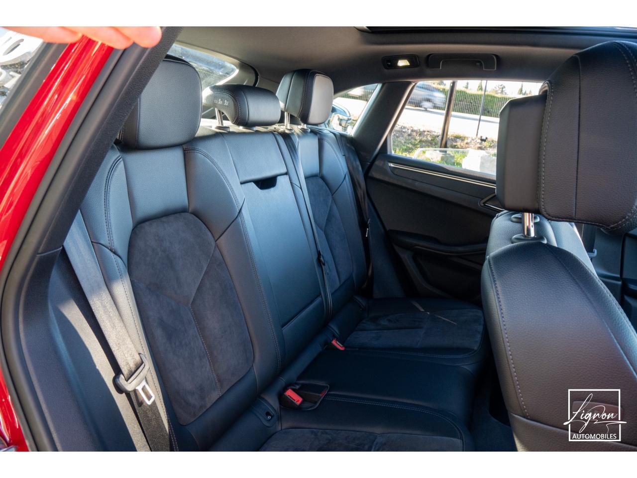 Photo PORSCHE MACAN 2.0 245 1ER MAIN - Toit Pano/Attelage elec./PASM/BOSE/ACC