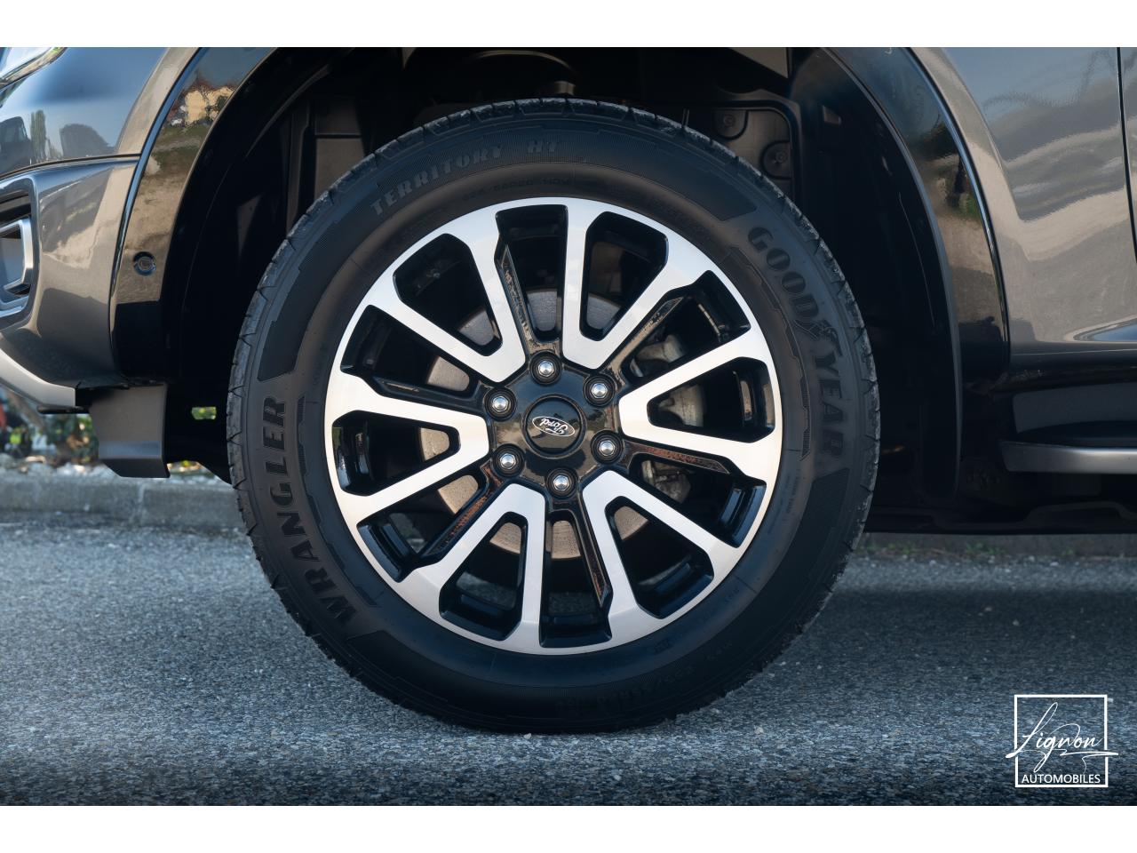 Photo FORD RANGER Platinum 3.0 V6 240 ch EcoBlue