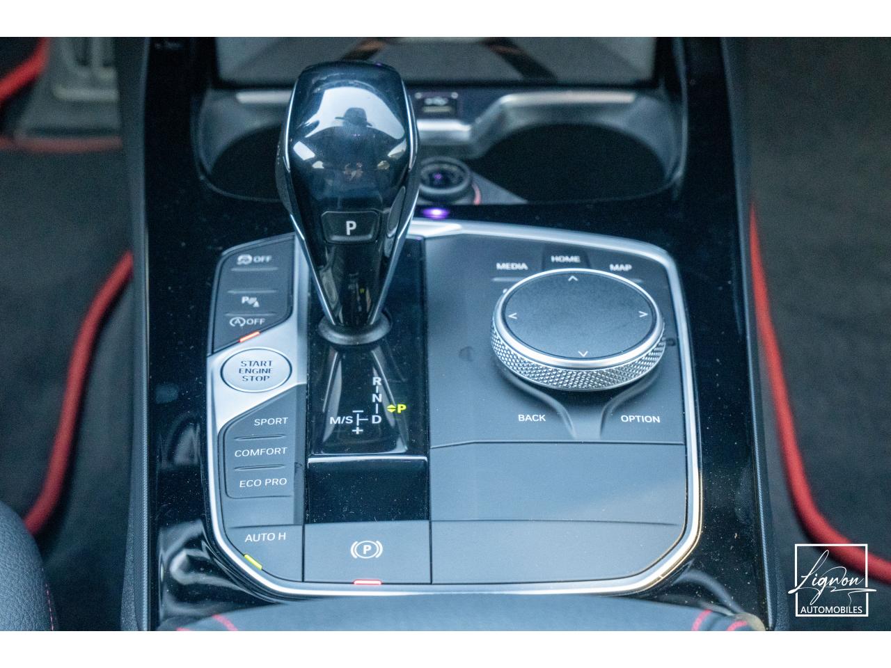 Photo BMW SERIE 1 128ti - BVA Sport  BERLINE F40 .