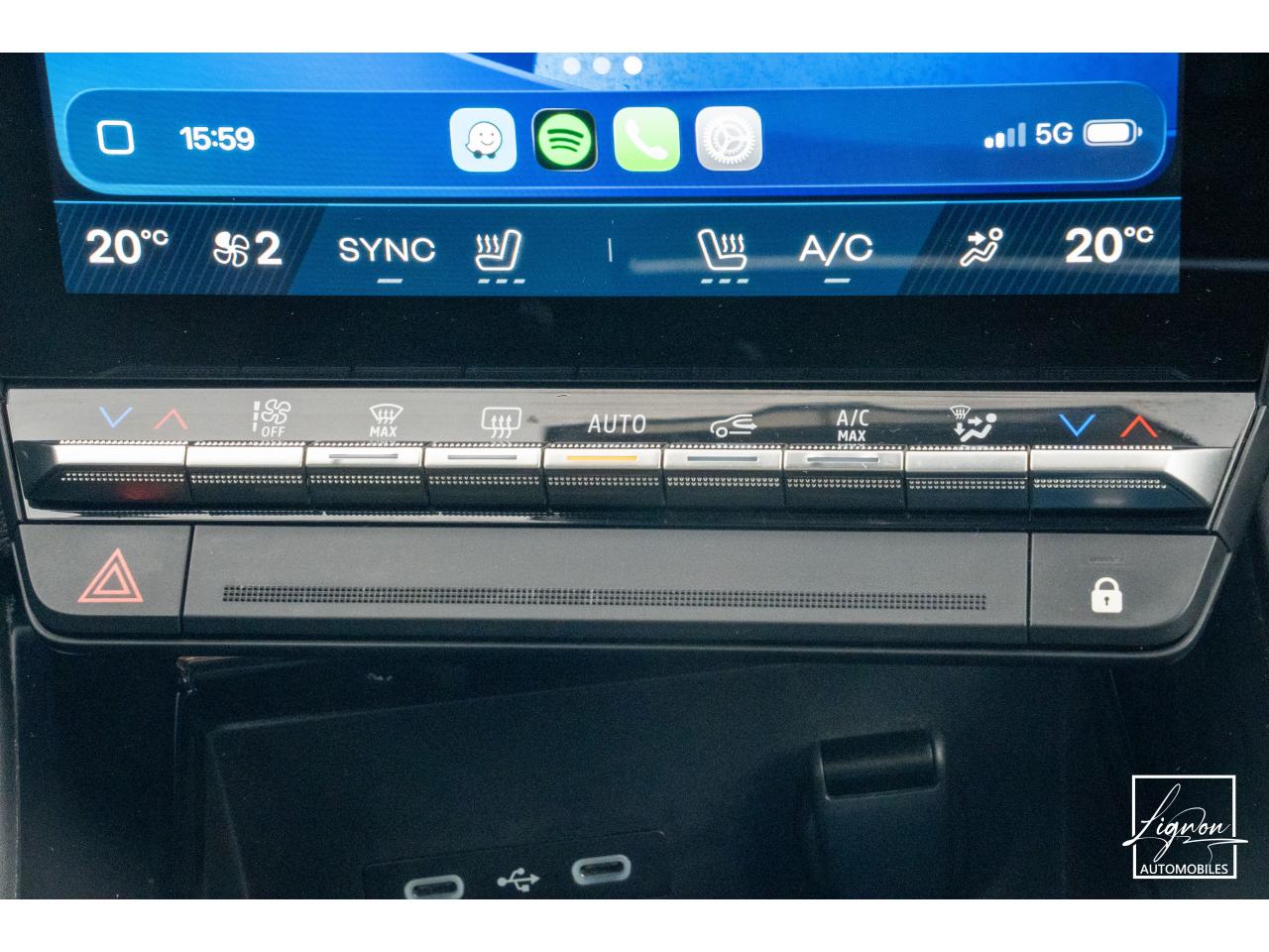 Photo RENAULT RAFALE 1.2 E-Tech Full Hybride - 200 - BVA multi-modes  Esprit Alpine