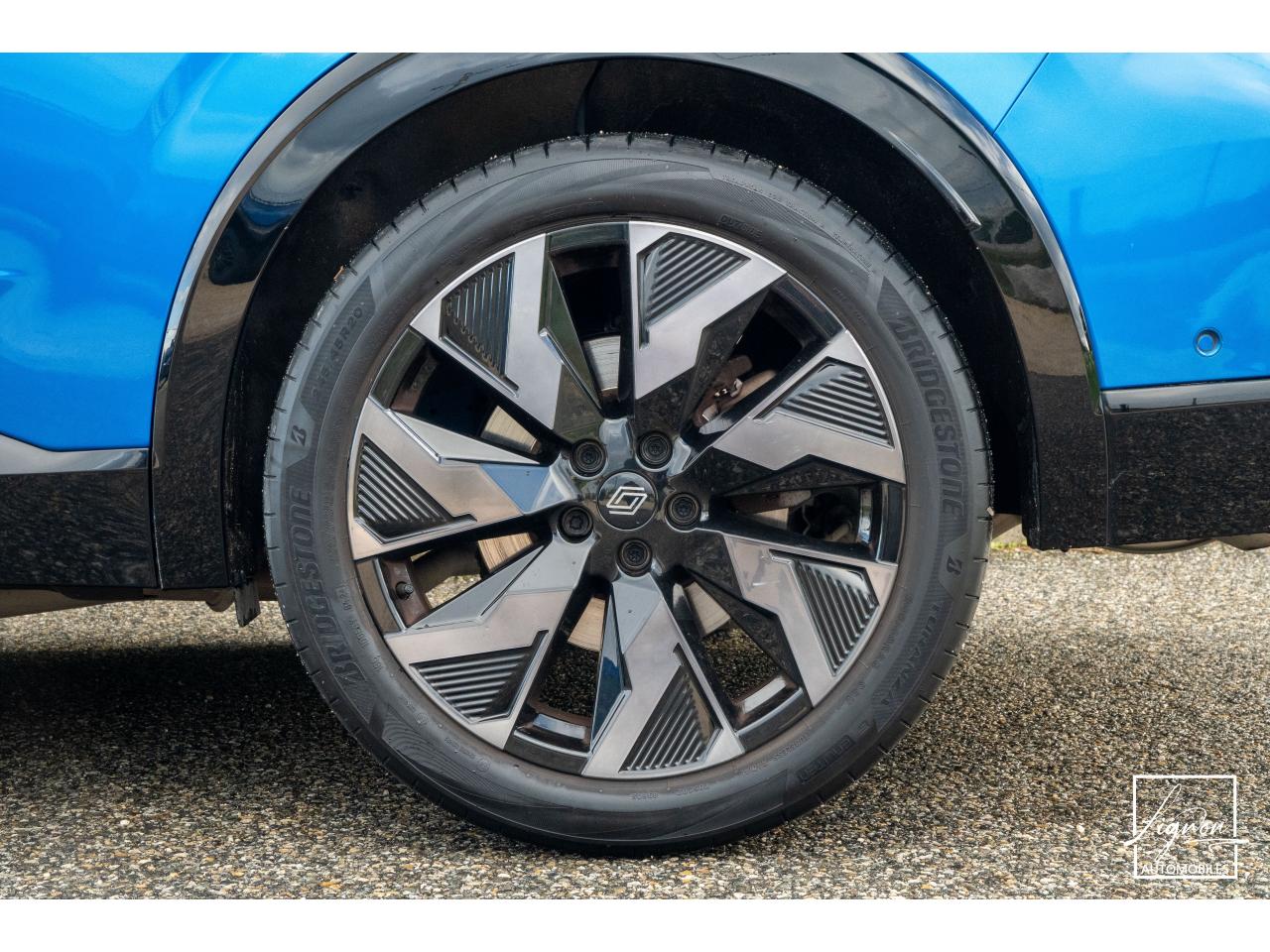 Photo RENAULT RAFALE 1.2 E-Tech Full Hybride - 200 - BVA multi-modes  Esprit Alpine