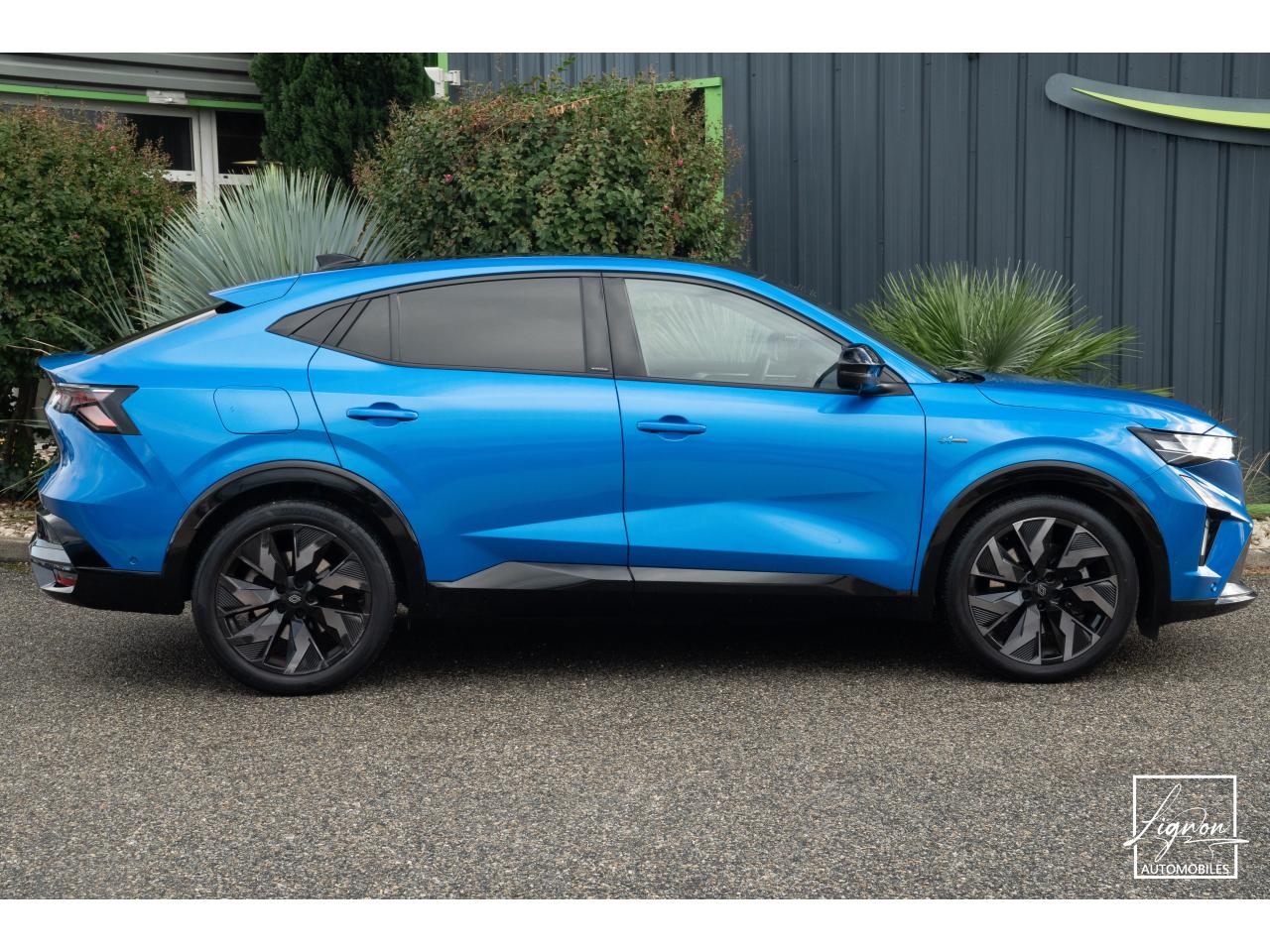 Photo RENAULT RAFALE 1.2 E-Tech Full Hybride - 200 - BVA multi-modes  Esprit Alpine