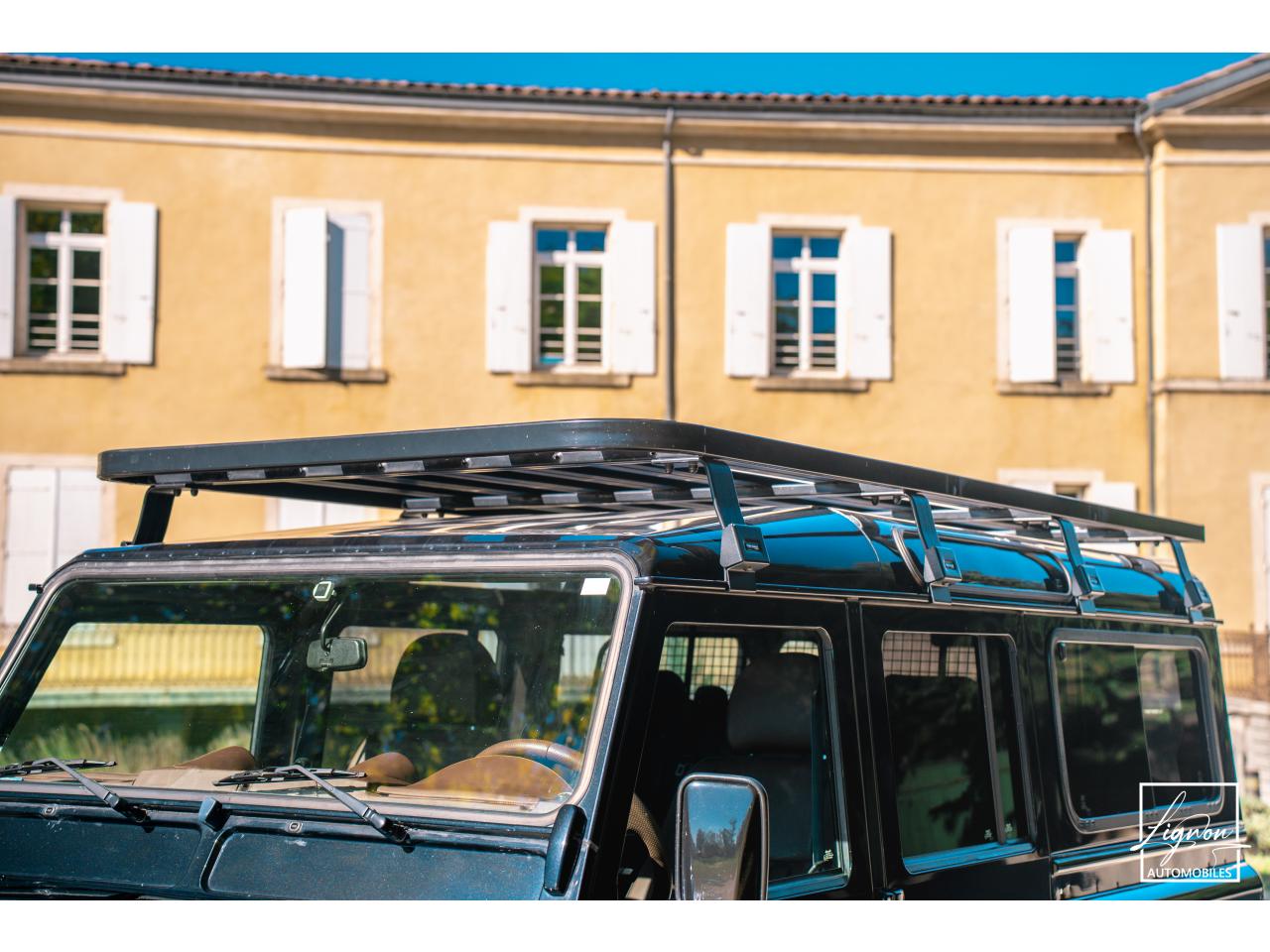 Photo LAND ROVER DEFENDER 110 2.2 Td4 110 SW - ' Santorini Black '