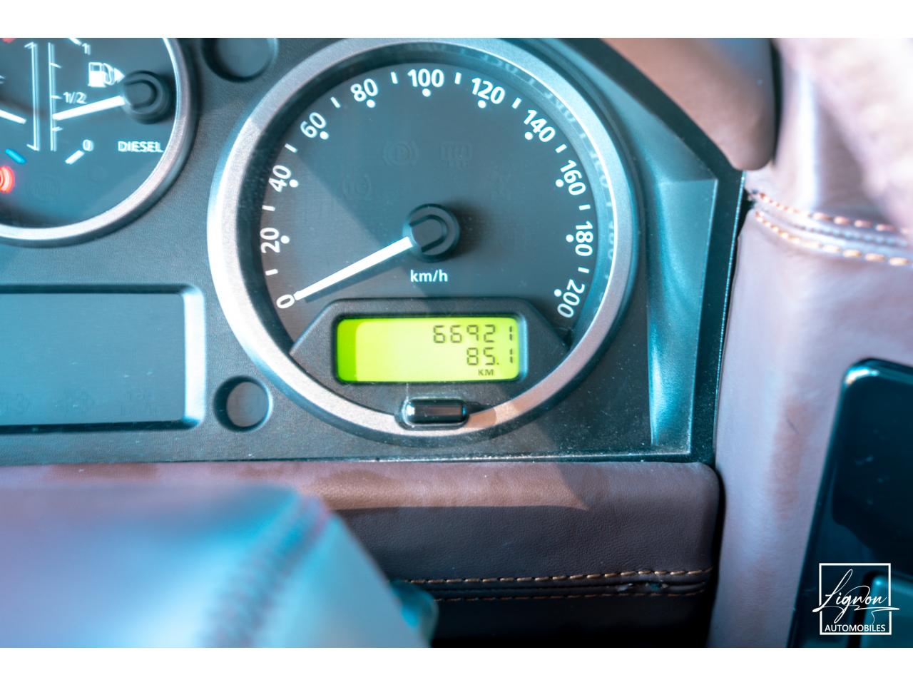 Photo LAND ROVER DEFENDER 110 2.2 Td4 110 SW - ' Santorini Black '